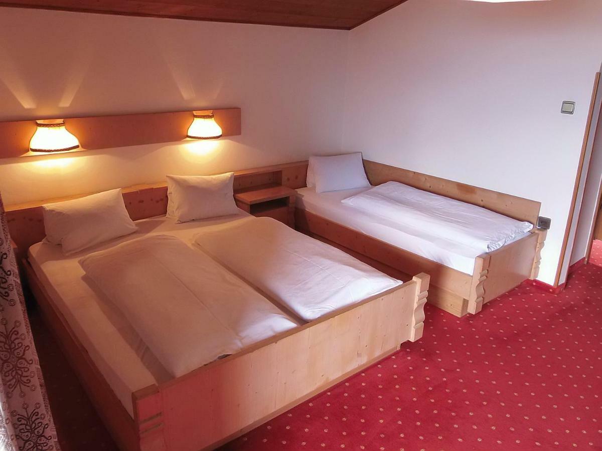 Hotel Garni Runggner Traubenhof Termeno Zewnętrze zdjęcie